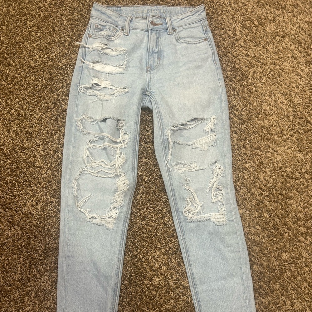 American Eagle Outfitters Light Blue Distressed Skinny Jeans